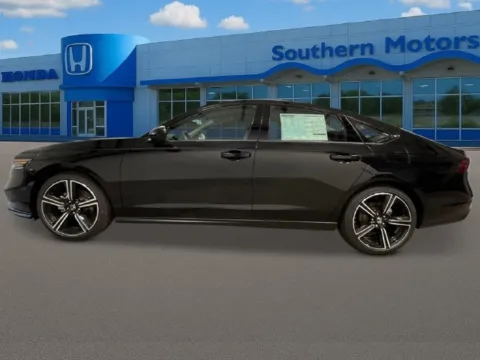 Photos of 2026 Honda Accord SE for sale in Savannah, GA at Southern Motors Honda
