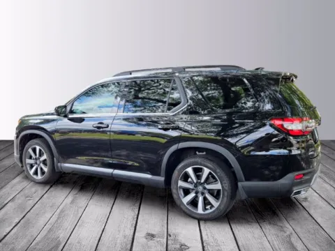 Another view of 2025 Honda Pilot Touring for sale in Savannah, GA at Southern Motors Honda