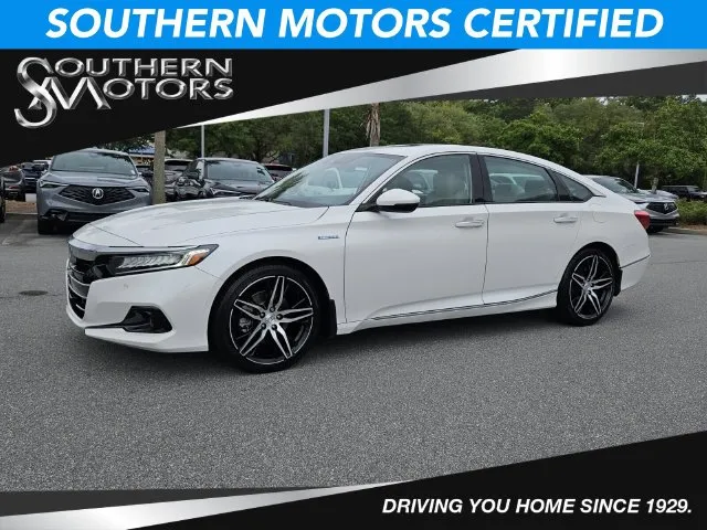 White 2022 Honda Accord Hybrid Touring for sale in Savannah, GA