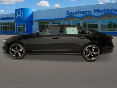 Photos of 2026 Honda Accord SE for sale in Savannah, GA at Southern Motors Honda