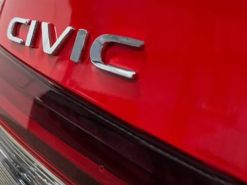 More photos of 2027 Honda Civic Sport at Southern Motors Honda, GA