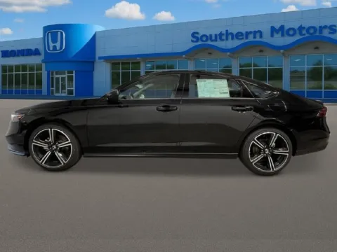 Photos of 2026 Honda Accord SE for sale in Savannah, GA at Southern Motors Honda