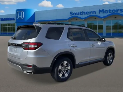More photos of 2026 Honda Pilot EX-L at Southern Motors Honda, GA