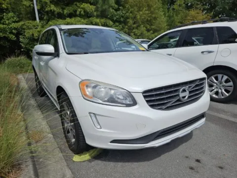 More photos of 2015 Volvo XC60 T6 Premier Plus at Southern Motors Acura, GA