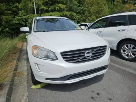 More photos of 2015 Volvo XC60 T6 Premier Plus at Southern Motors Acura, GA