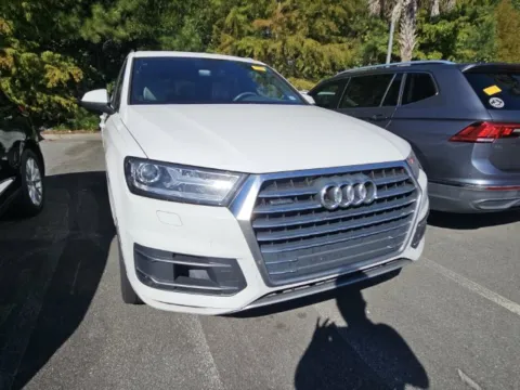 More photos of 2018 Audi Q7 3.0T Premium Plus at Southern Motors Acura, GA
