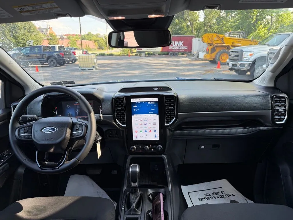 2025 Ford Ranger XLT - Photo 15