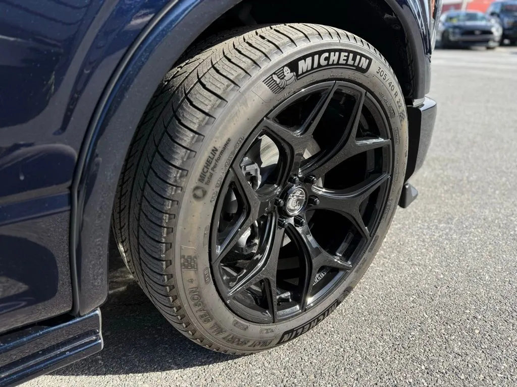 2025 Ford F-150 Lariat - Photo 9