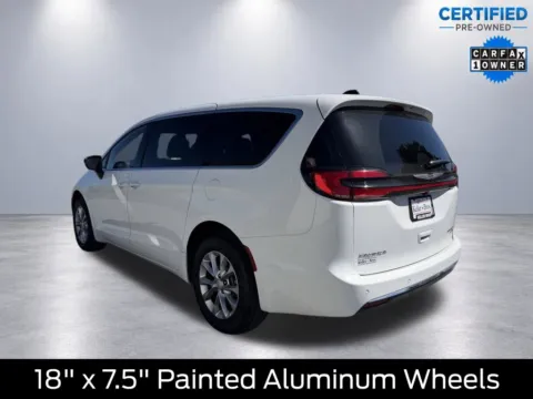 More photos of 2026 Chrysler Pacifica Limited at Keller Bros Auto Co, PA