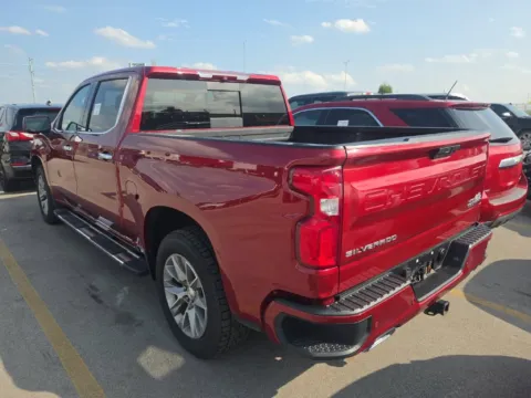 More photos of 2019 Chevrolet Silverado 1500 High Country at Clement Supercenter Ohio, OH