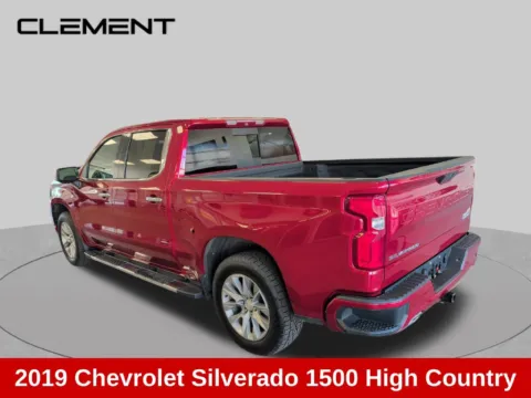 More photos of 2019 Chevrolet Silverado 1500 High Country at Clement Supercenter Ohio, OH