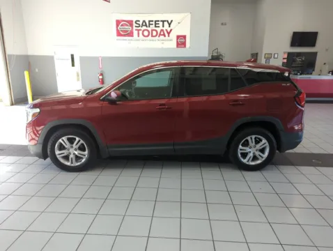 Photos of 2019 GMC Terrain SLE for sale in Mansfield, OH at Clement Supercenter Ohio
