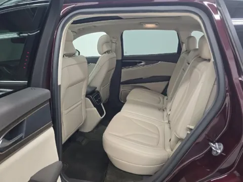 More photos of 2018 Lincoln MKX Reserve at Clement Supercenter Ohio, OH