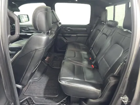 More photos of 2022 Ram 1500 Limited at Clement Supercenter Ohio, OH