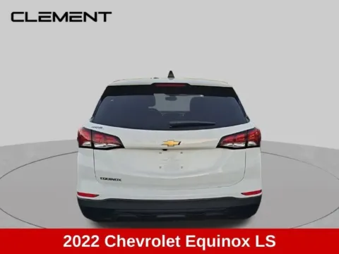 More photos of 2022 Chevrolet Equinox LS at Clement Supercenter Ohio, OH