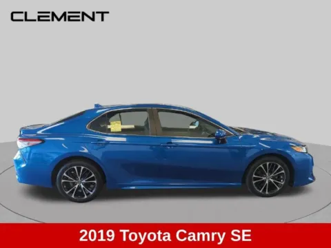 More photos of 2019 Toyota Camry SE at Clement Supercenter Ohio, OH