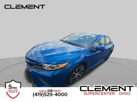Blue 2019 Toyota Camry SE for sale in Mansfield, OH