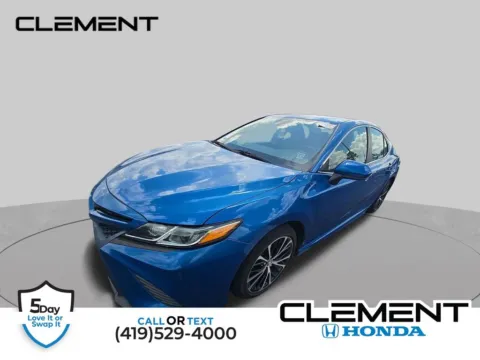Blue 2019 Toyota Camry SE for sale in Mansfield, OH