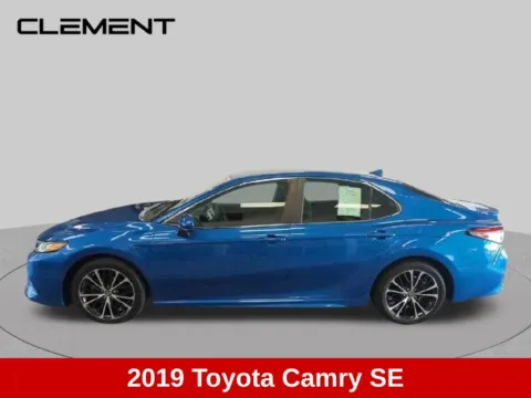 More photos of 2019 Toyota Camry SE at Clement Supercenter Ohio, OH