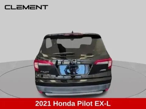 More photos of 2021 Honda Pilot EX-L at Clement Supercenter Ohio, OH