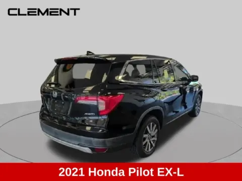More photos of 2021 Honda Pilot EX-L at Clement Supercenter Ohio, OH