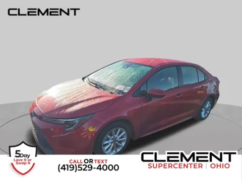 Red 2021 Toyota Corolla LE for sale in Mansfield, OH