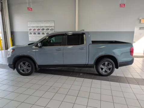 More photos of 2022 Honda Ridgeline RTL at Clement Supercenter Ohio, OH