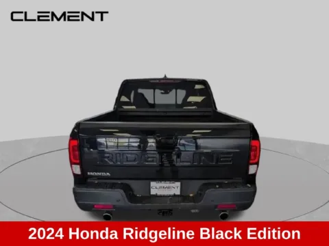 More photos of 2024 Honda Ridgeline Black Edition at Clement Supercenter Ohio, OH