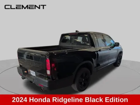 More photos of 2024 Honda Ridgeline Black Edition at Clement Supercenter Ohio, OH