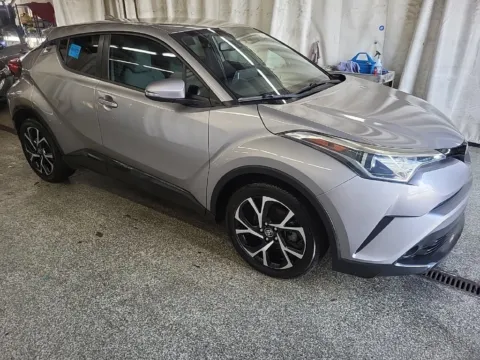 Silver 2019 Toyota C-HR XLE for sale in Mansfield, OH