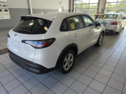 More photos of 2023 Honda HR-V LX at Clement Supercenter Ohio, OH