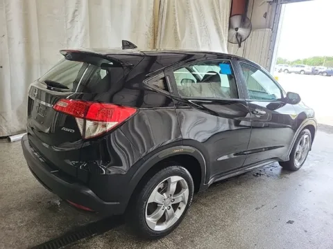 More photos of 2022 Honda HR-V LX at Clement Supercenter Ohio, OH