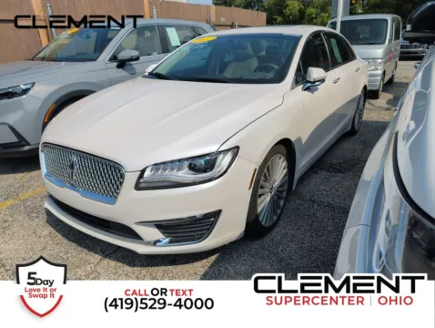 White 2017 Lincoln MKZ Reserve for sale in Mansfield, OH