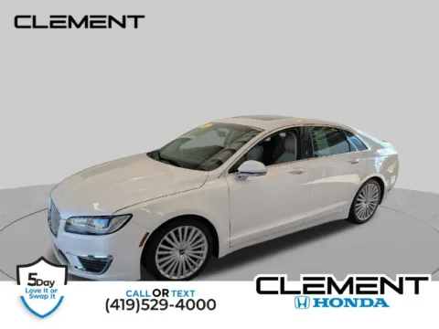 White 2017 Lincoln MKZ Reserve for sale in Mansfield, OH