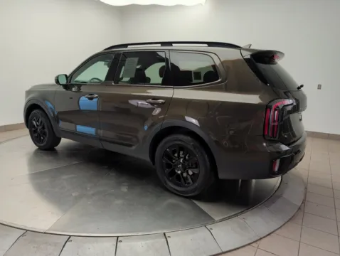 Photos of 2024 Kia Telluride SX X-Pro for sale in Mansfield, OH at Clement Supercenter Ohio