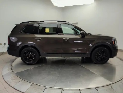 More photos of 2024 Kia Telluride SX X-Pro at Clement Supercenter Ohio, OH