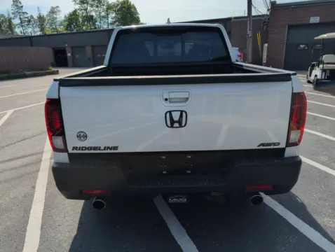 More photos of 2023 Honda Ridgeline RTL at Clement Supercenter Ohio, OH