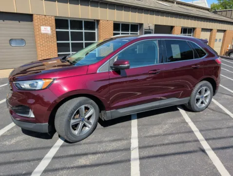 Red 2019 Ford Edge SEL for sale in Mansfield, OH