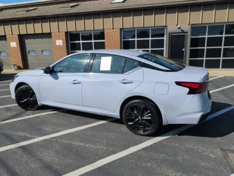 Another view of 2025 Nissan Altima 2.5 SR for sale in Mansfield, OH at Clement Supercenter Ohio