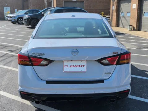More photos of 2025 Nissan Altima 2.5 SR at Clement Supercenter Ohio, OH