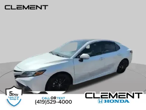White 2022 Toyota Camry XSE for sale in Mansfield, OH
