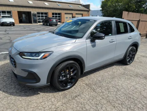 Gray 2024 Honda HR-V Sport for sale in Mansfield, OH