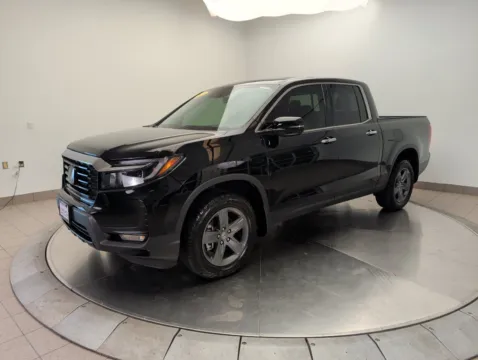 Black 2023 Honda Ridgeline RTL-E for sale in Mansfield, OH