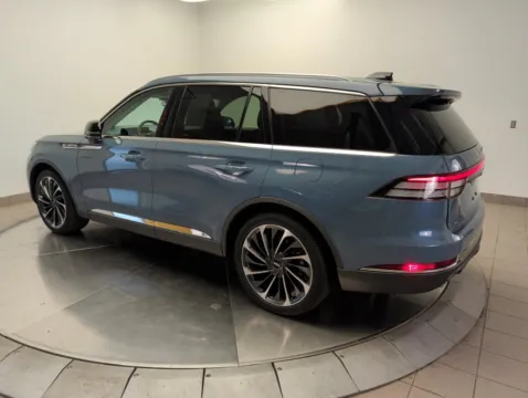 Another view of 2025 Lincoln Aviator Reserve for sale in Mansfield, OH at Clement Supercenter Ohio