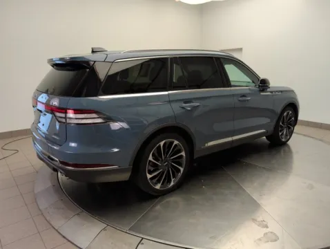 More photos of 2025 Lincoln Aviator Reserve at Clement Supercenter Ohio, OH