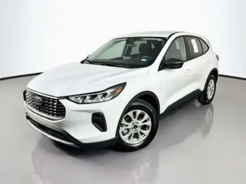 White 2025 Ford Escape Active for sale in Mansfield, OH