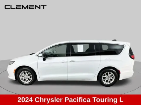 More photos of 2024 Chrysler Pacifica Touring L at Clement Supercenter Ohio, OH
