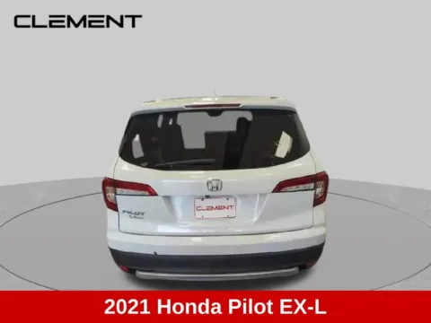 More photos of 2021 Honda Pilot EX-L at Clement Supercenter Ohio, OH