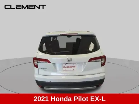 More photos of 2021 Honda Pilot EX-L at Clement Supercenter Ohio, OH