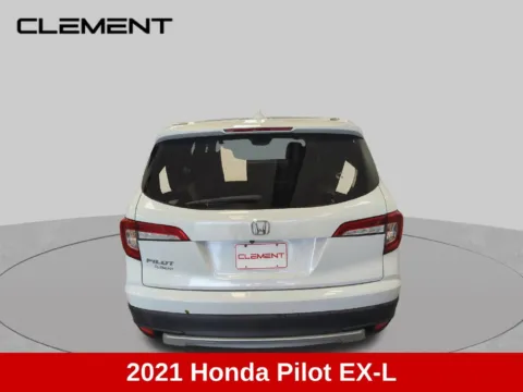 More photos of 2021 Honda Pilot EX-L at Clement Supercenter Ohio, OH
